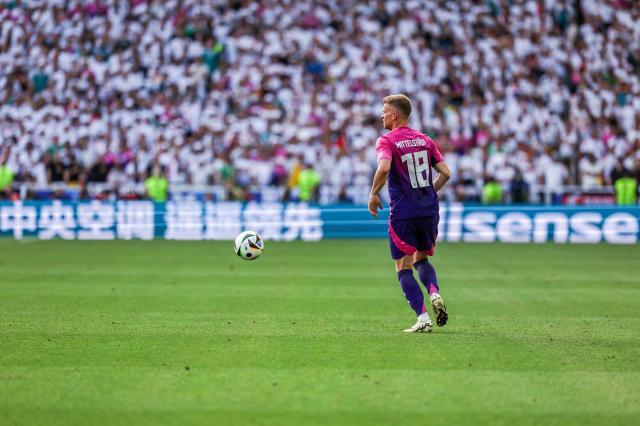 1718819011279020483.jpg 0D0A9812.jpg